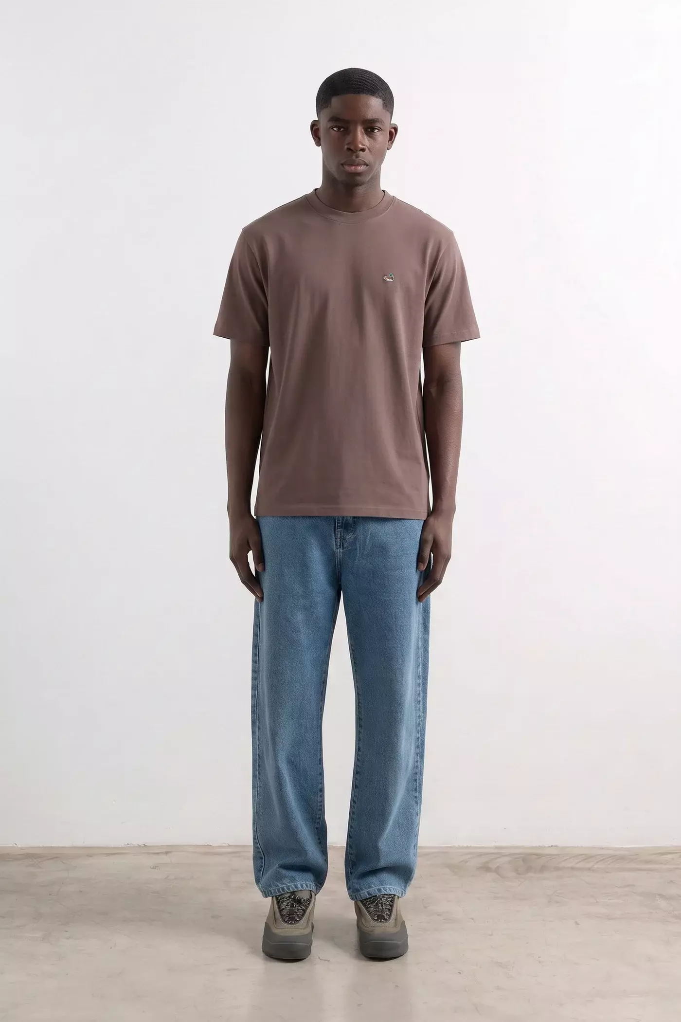 Edmmond Studios Duck Patch Plain Chocolate T-Shirt Herren braun